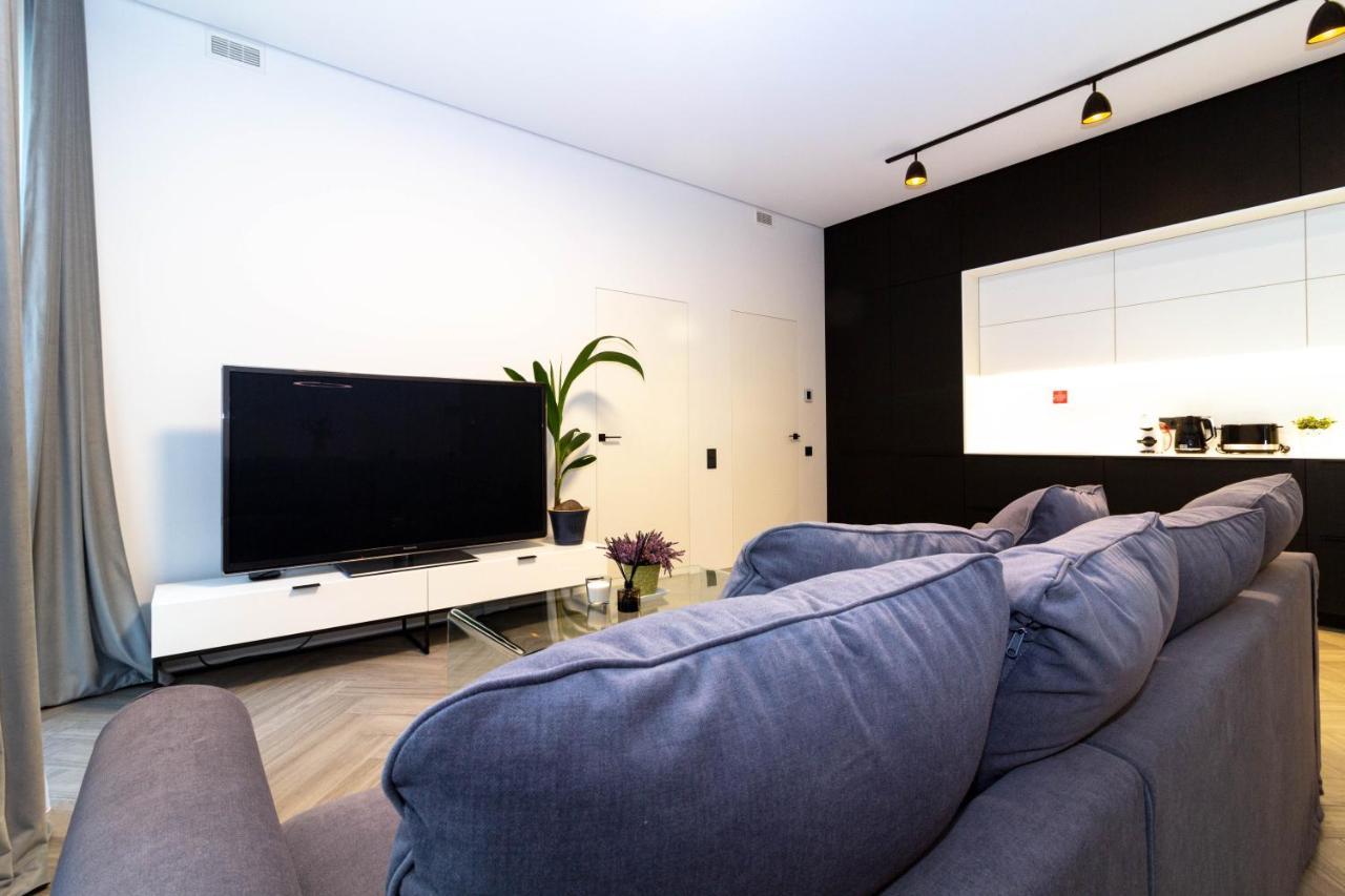 Cohost I Oldtown 60M2 Apt W-Garage Parking, Balcony & Self Check-In Wilna Exterior foto