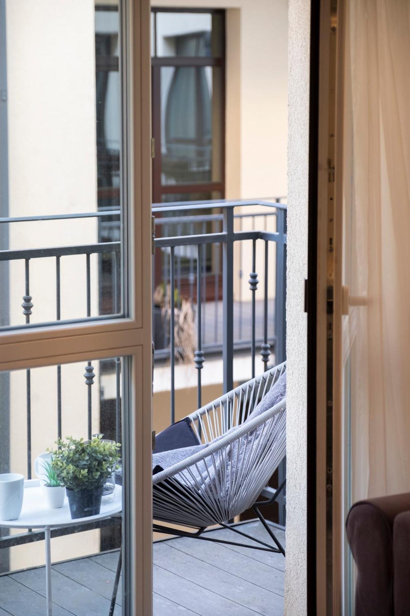 Cohost I Oldtown 60M2 Apt W-Garage Parking, Balcony & Self Check-In Wilna Exterior foto